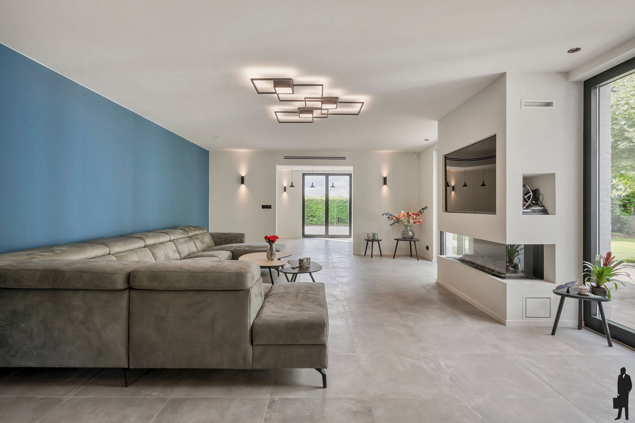 Gerenoveerde villa op 1.900 m² nabij de Nederlandse grens - foto 4