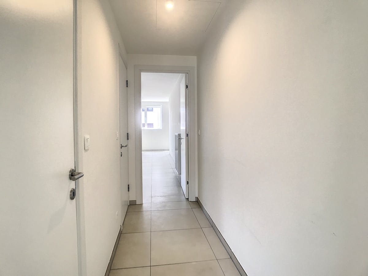Appartement à louer récemment prêt à emménager à Anvers - photo 5
