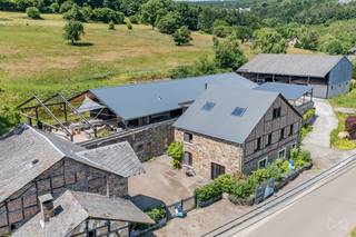 In Borgoumont, een klein dorpje met een ongerepte charme op een steenworp afstand van Coo en het circuit van Spa-Francorchamps, nodigt We...