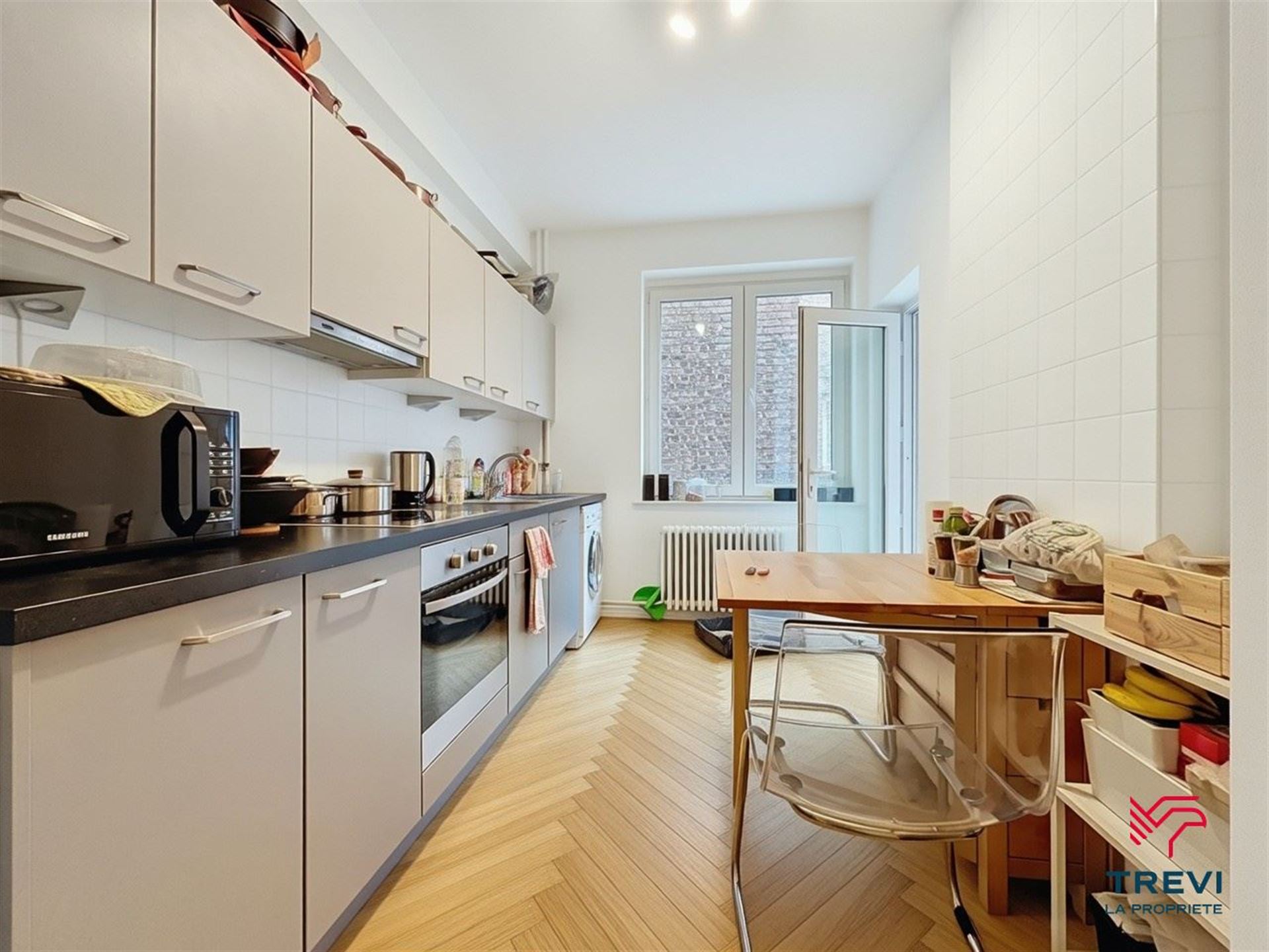 Apartment for sale in Charleroi with 3 bedrooms - photo 4