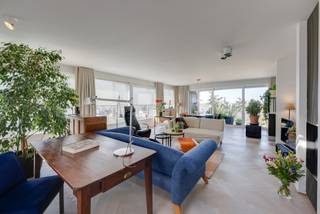 Penthouse met panoramisch uitzicht op toplocatie BelgiëleiOp een absolute toplocatie aan de Belgiëlei bevindt zich dit uitzonderlijke penthouse op de...