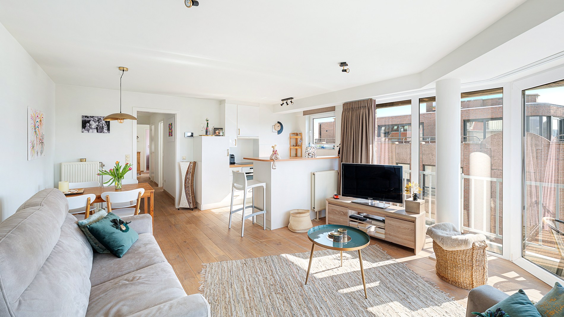 Zonnig hoekappartement met 2 slpks. te koop - foto 4