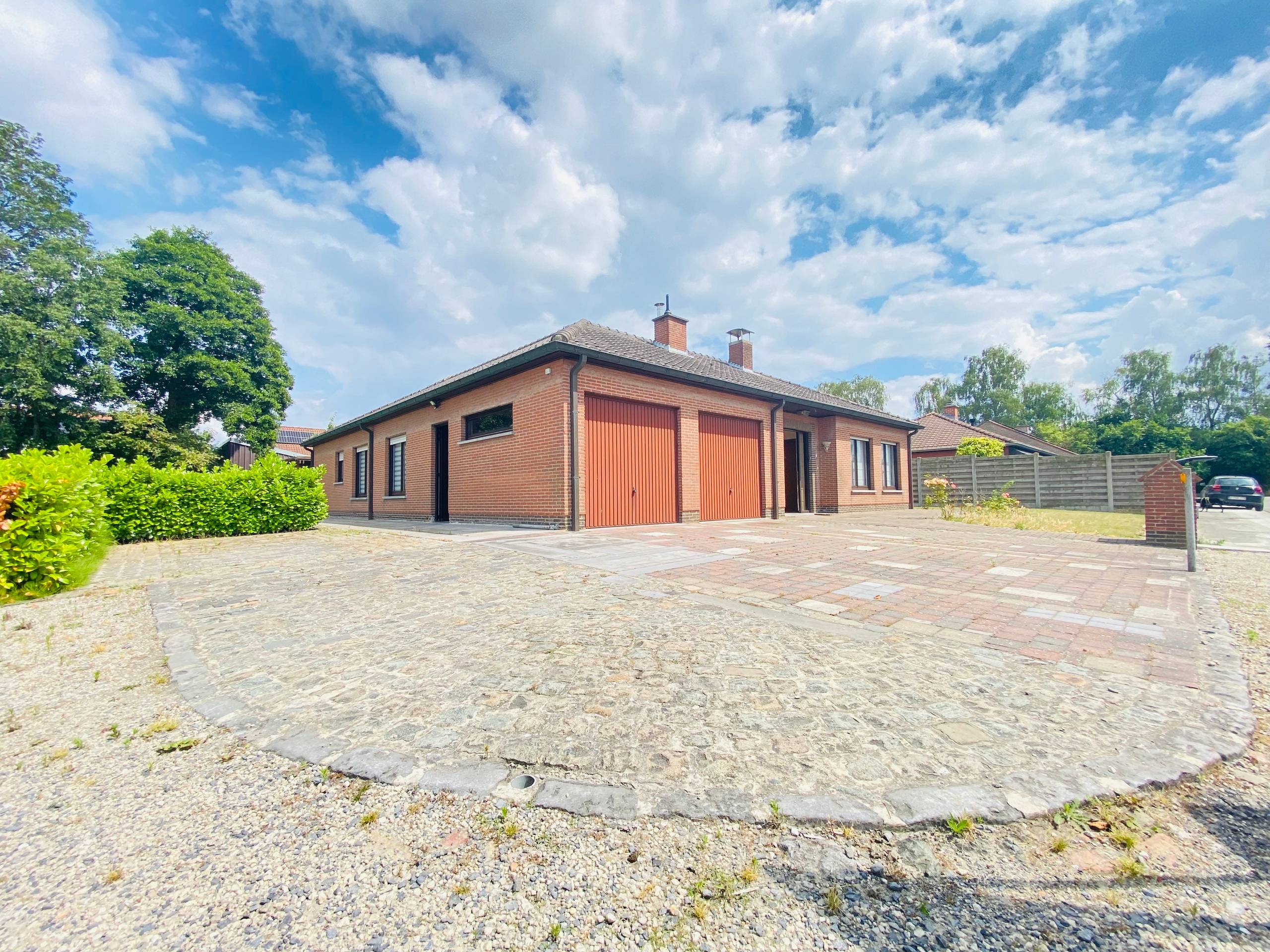 Wervik, rustig gelegen bungalow met veel ruimte. - foto 4