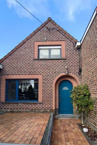 Mooie en gezellige woning, ideaal voor jonge gezinnen. In Berg, dicht bij de natuur (Torfbroek) en in de buurt van winkels, school, bushalte.Woning...