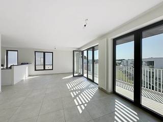 In het nieuwbouwproject 'Witte Molen Park' is dit appartement met 2 slaapkamers en een magnifiek terras gelegen. Het project is gelegen op...