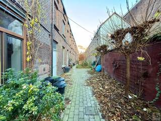 *** BEZOEKDAG 20/12 VANAF 9H NA TELEFONISCHE REGISTRATIE - 0495/265 333 *** Dit karaktervol, charmant doch op te frissen beluikhuisje (gerenoveerd...