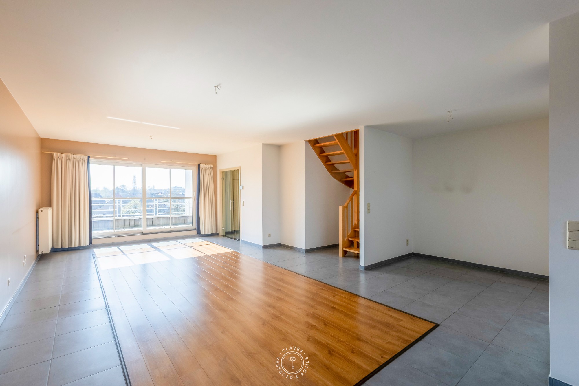 Indrukwekkend duplexappartement met 2 terrassen - foto 4
