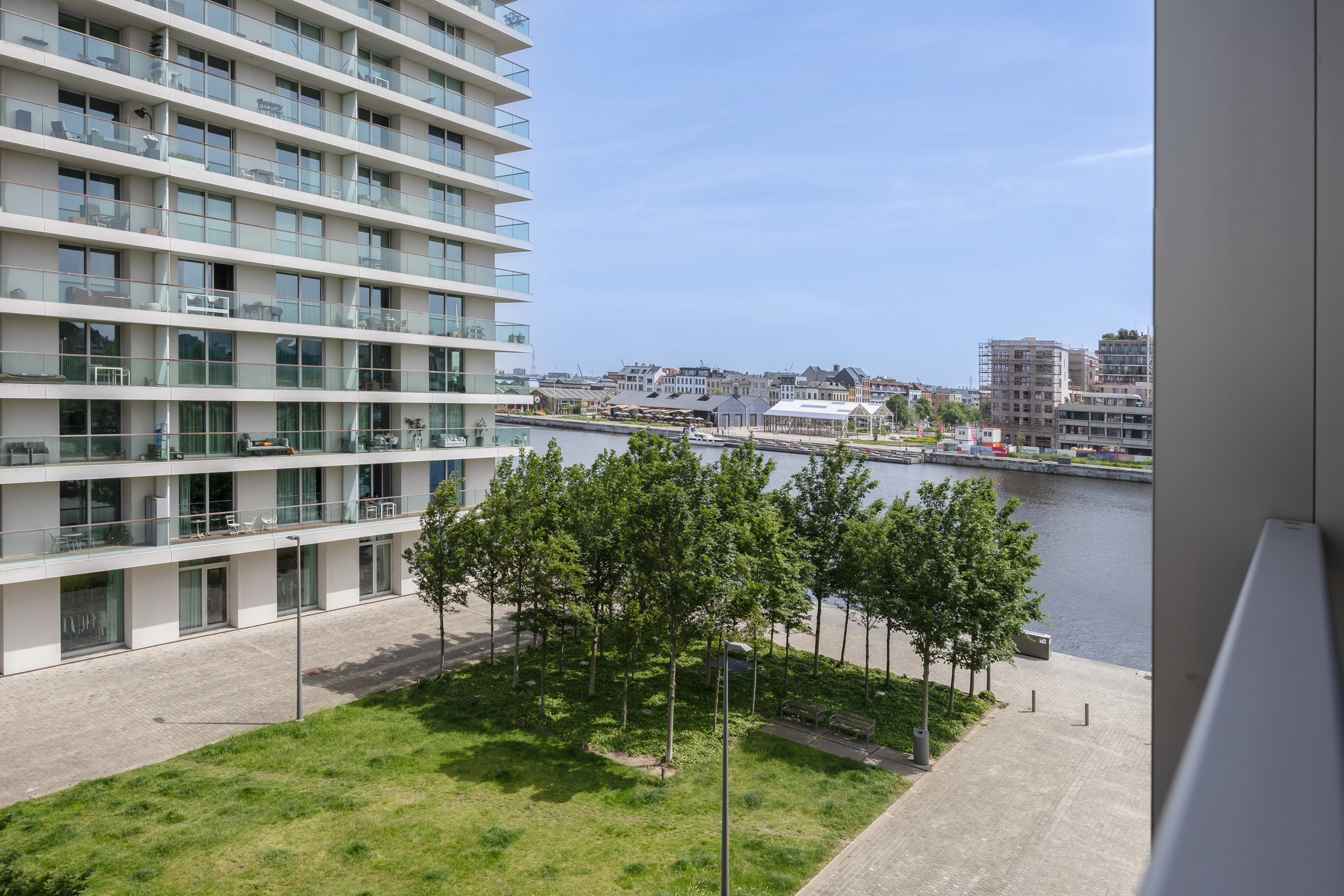 Stijlvol appartement met terras aan het Eilandje - foto 5