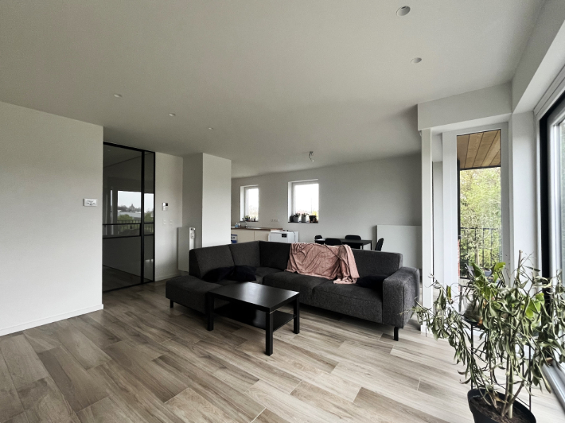 Ruim en lichtrijk appartement met garage op rustige, centrale ligging - foto 3