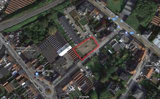 Rustig gelegen bouwgrond.Bouwgrond is reeds bouwklaar, er kan onmiddellijk gebouwd worden.Er werd reeds een nieuwbouwproject met 15 appartementen en...