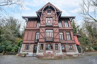 We Invest Liège et Lucas ont le plaisir de vous proposer à la vente, cette propriété située dans le très prisé quartier de Cointe. Implantée sur...