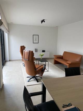 Te huur: Nieuwbouw 2-slaapkamer appartement (96 m2) inclusief staanplaats, grote bergruimte en fietsenbergingGelegen op de eerste verdieping met...