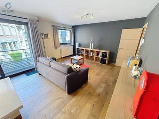 INSTAPKLAAR NIEUWBOUWAPPARTEMENT IN HET HART VAN GERAARDSBERGENOp zoek naar een stijlvol en energiezuinig appartement op toplocatie? Dit recent...