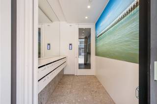 For sale: a recently renovated, spacious 2-bedroom apartment with a lovely south-facing terrace, in a prime location in Nieuwpoort. Located on the third floor of a recently built residence, this modern, move-in-ready apartment offers optimal living comfort thanks to its sunny location, spacious layout, and high-quality finishes. It features 2 bedrooms, a shower room and a bathroom, a south-facing terrace, and 2 storage rooms. What makes this property unique?Through the spacious entry hall with a guest restroom, you enter the light-filled living area, which opens onto the fully equipped, open-concept luxury kitchen with a practical storage room. There is also an extra-spacious storage room. The apartment features two full-sized bedrooms, one with built-in closets and one with an en suite shower room. Both bedrooms are equipped with electric blackout screens. There is an additional sleeping area, ideal as a guest room or children’s room. The apartment also features a bathroom with a bathtub and sink, as well as a sunny indoor terrace.The furniture can be included in the sale if desired. An underground garage space is available for purchase. Who is this ideal for?Ideal as a primary residence, second home, or investment for anyone looking for a spacious, light-filled, move-in-ready apartment with extra space and an excellent location.For sale through Immo Beguin, your real estate expert since 2009, with offices in Ronse, Waregem, Kortrijk, Deinze, Tournai, and Lessines.