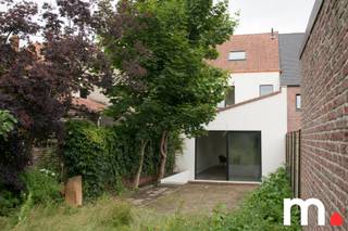 Op zoek naar een charmante en volledig instapklare woning op een toplocatie? Deze statige eengezinswoning, gelegen in de rustige omgeving van...
