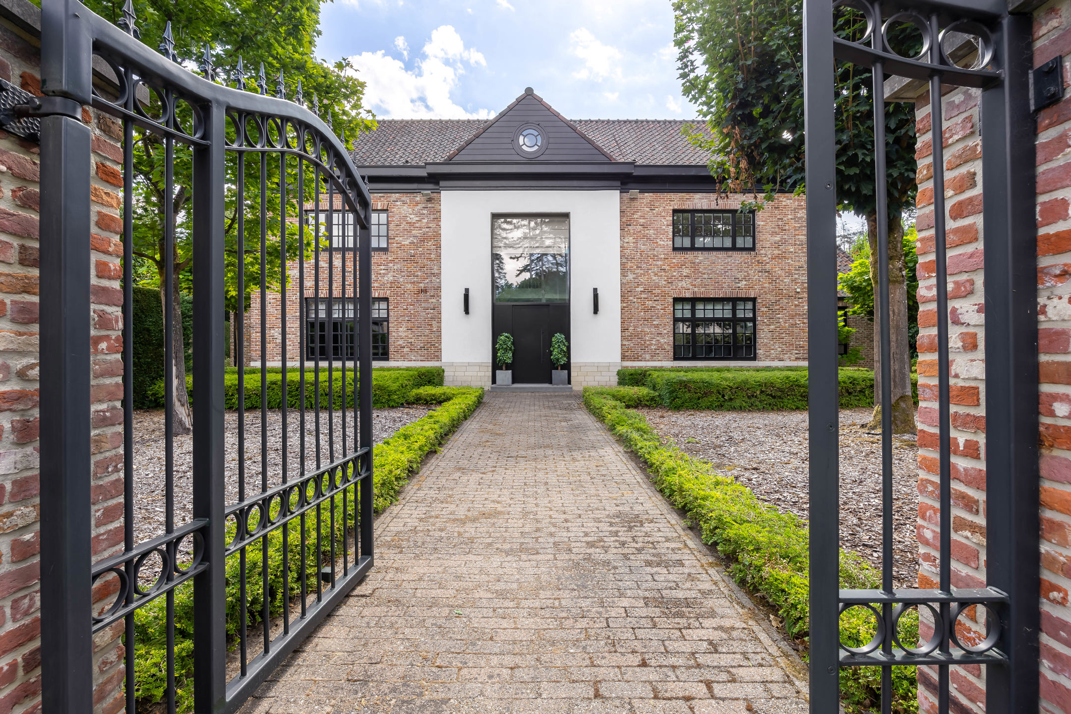 Prestigieuze villa met zwembad op 3.528 m² op toplocatie! - foto 4