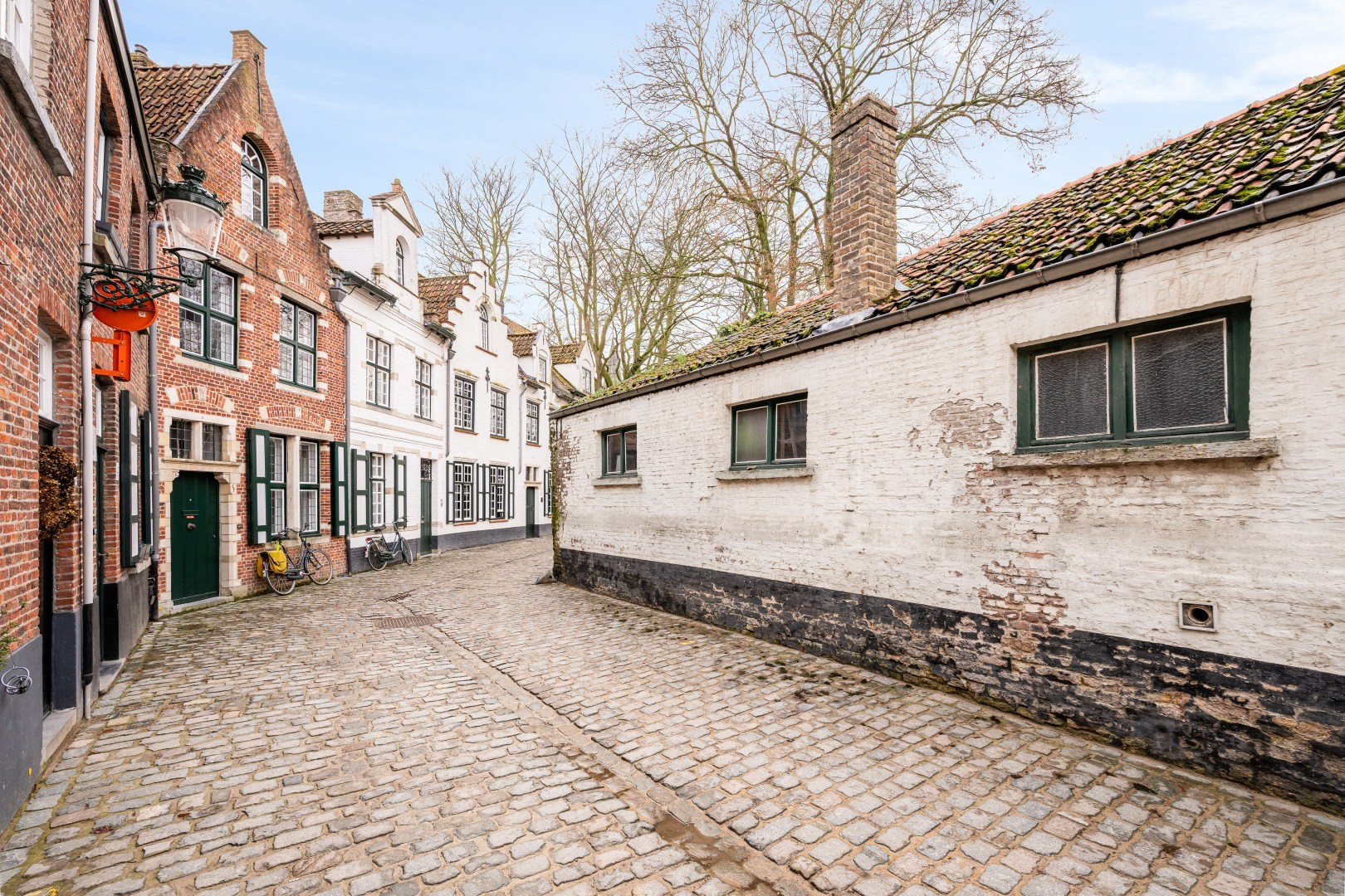 Unieke en idyllische hoekwoning nabij Minnewaterpark en historisch Brugge - foto 2