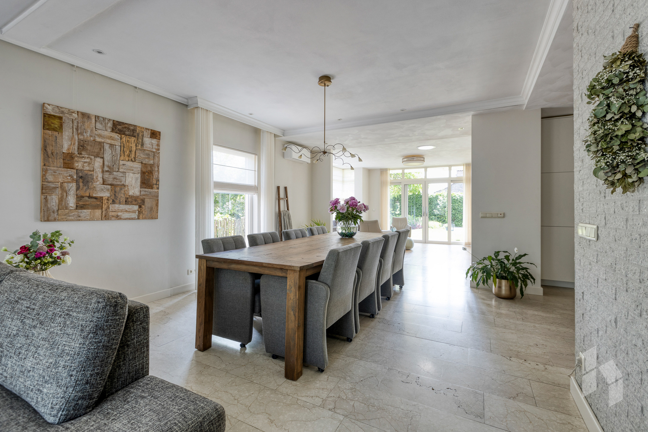 Prachtige, instapklare woning op een mooi perceel 731 m²! - foto 5