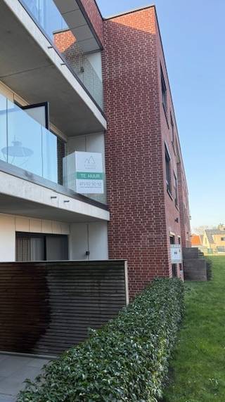 Op zoek naar comfortabel en zorgeloos wonen in een rustige omgeving? Deze prachtige assistentiewoning in Residentie Ter Meeuwen biedt de...