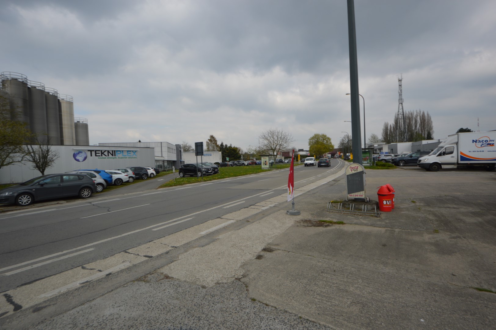 Magazijn van 470 m² in Erembodegem – onmiddellijk beschikbaar! - foto 2