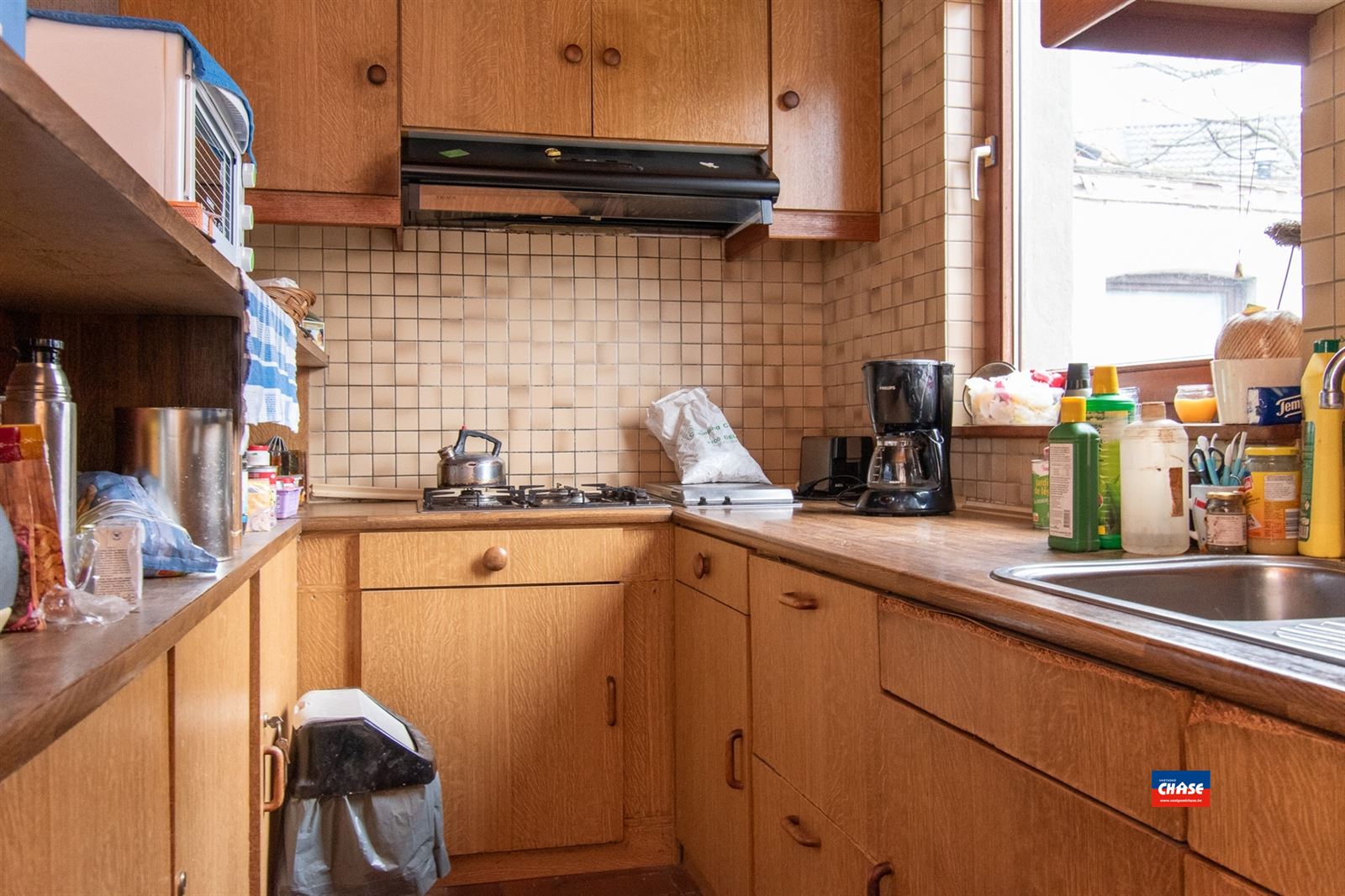 Te renoveren rijwoning met magazijn - foto 4