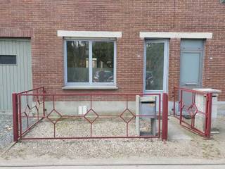 Woning te huurDeze woning is in 2018 totaal gerenoveerd, nieuwe vloeren, elektriciteit, verwarming, isolatie, dubbel glas als ook een nieuwe keuken...