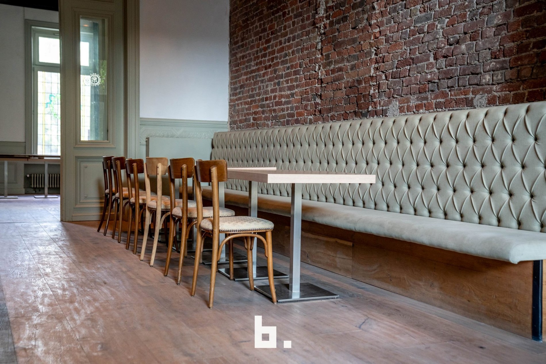 Exclusief neoclassicistisch herenhuis in hartje Roeselare - foto 5