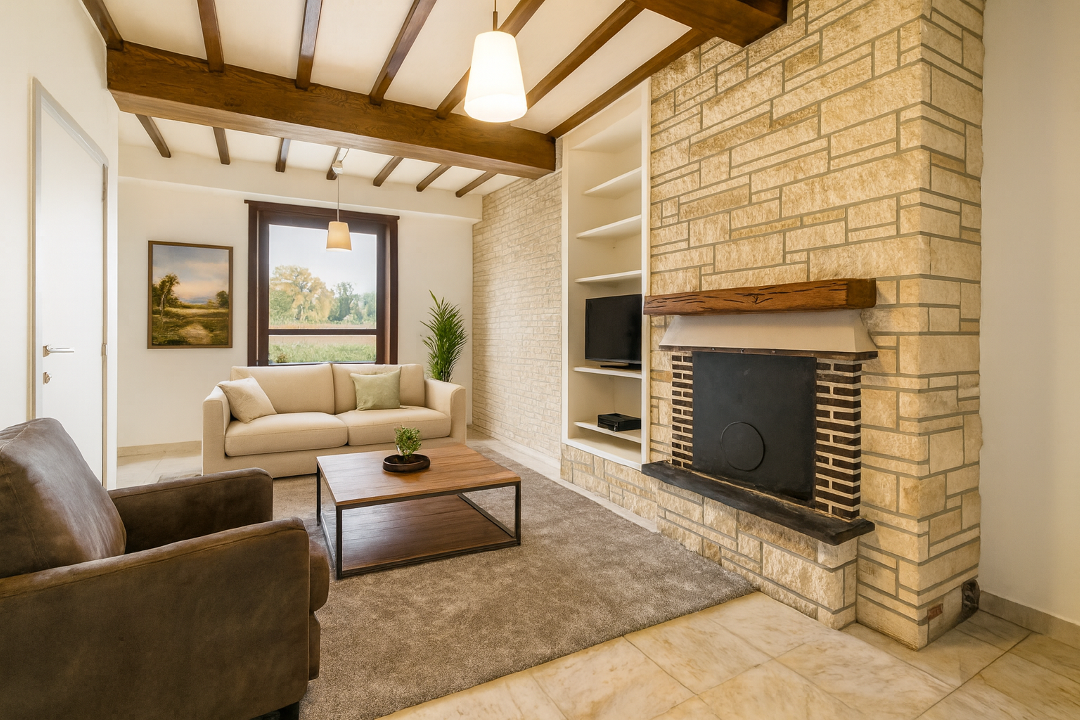 Rustig gelegen woning met vernieuwd dak en veel POTENTIEEL!  - foto 1