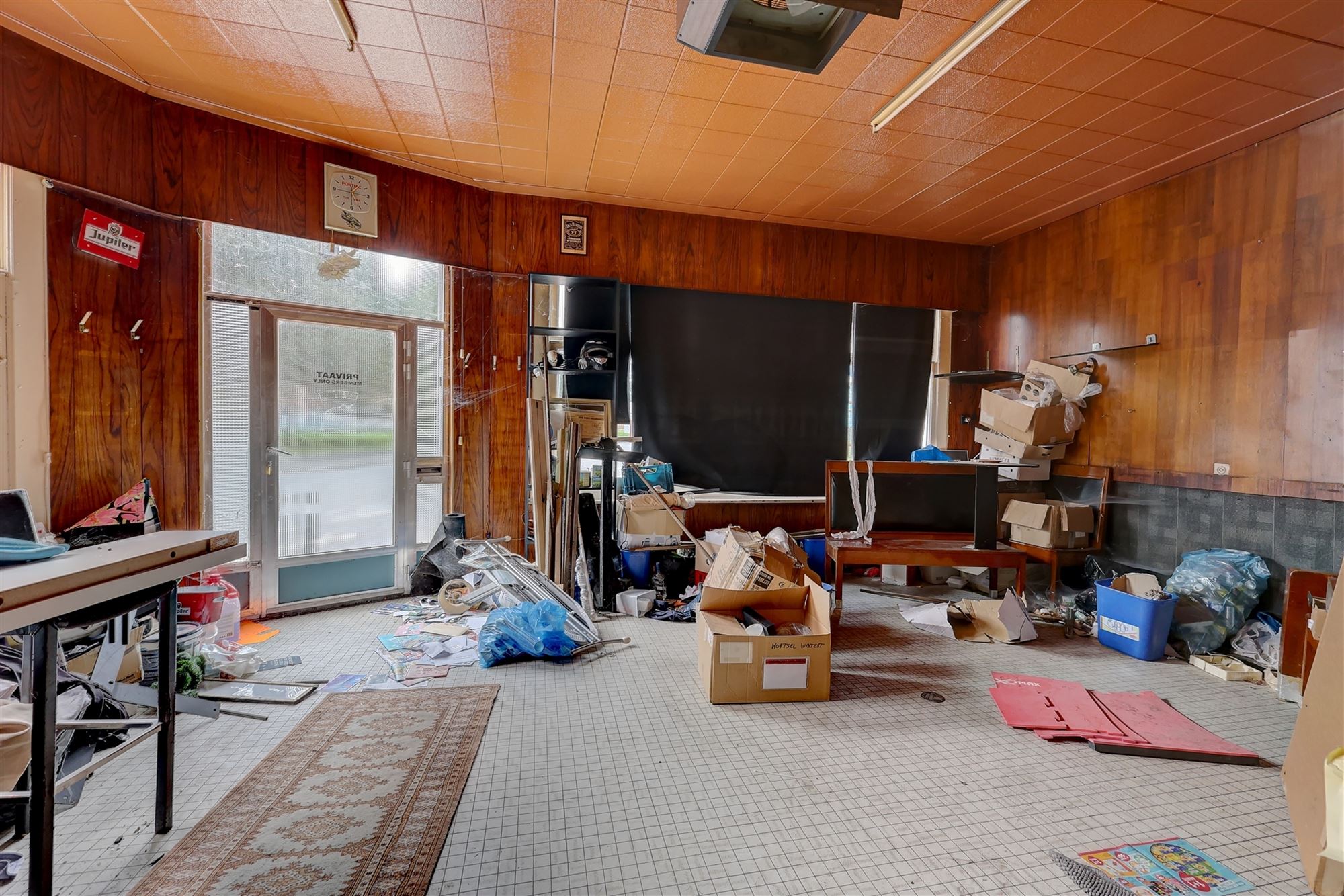 Commercial - photo 4