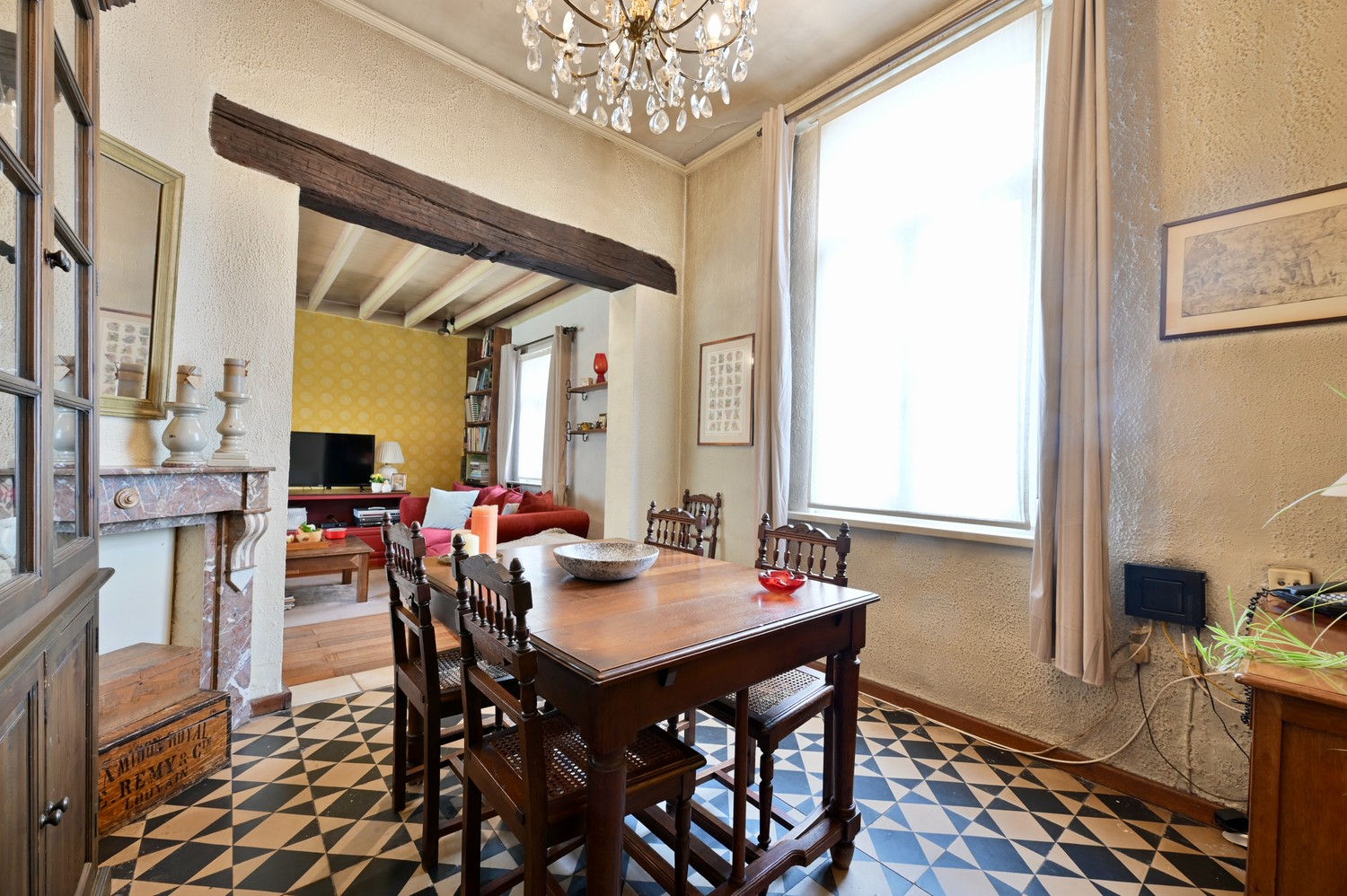 Statige woning met karakter, ruimte en tal van mogelijkheden - foto 5