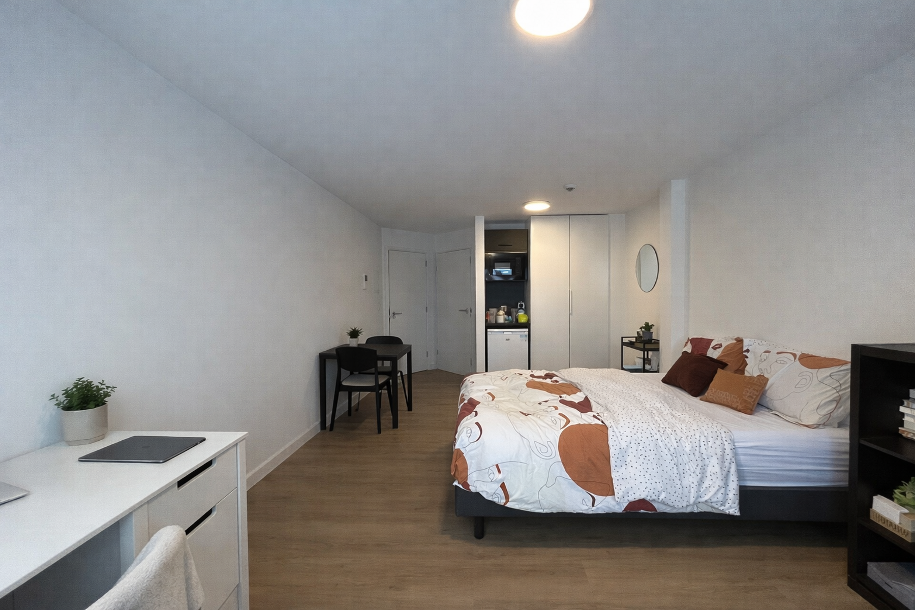 Uiterst ruime studentenkamer privatief sanitair - foto 2