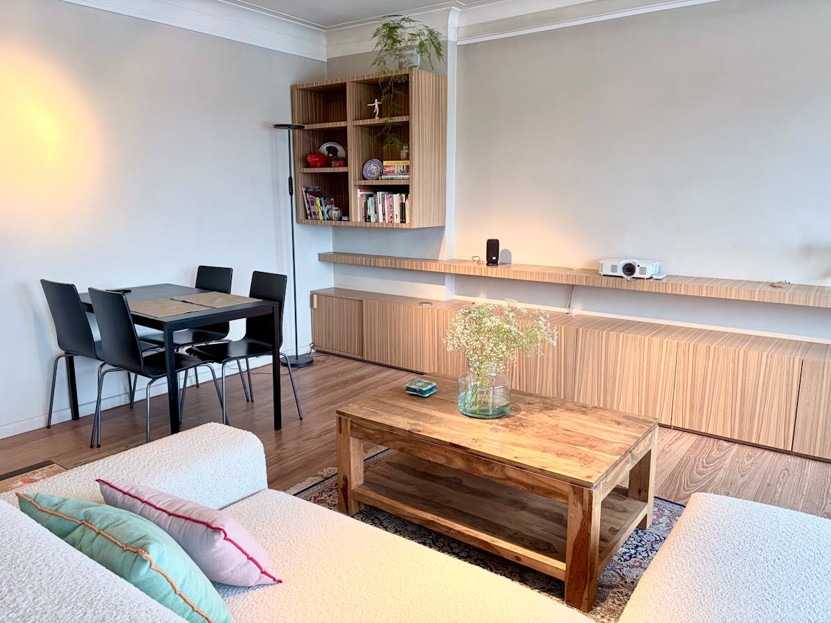 Bright roof apartment with parking space - photo 4