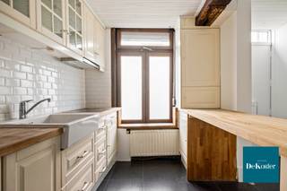 Charmant, recent gerenoveerde woning met 1 slaapkamer, gelegen nabij het Begijnhof in het bruisende centrum van Mechelen, op wandelafstand van...