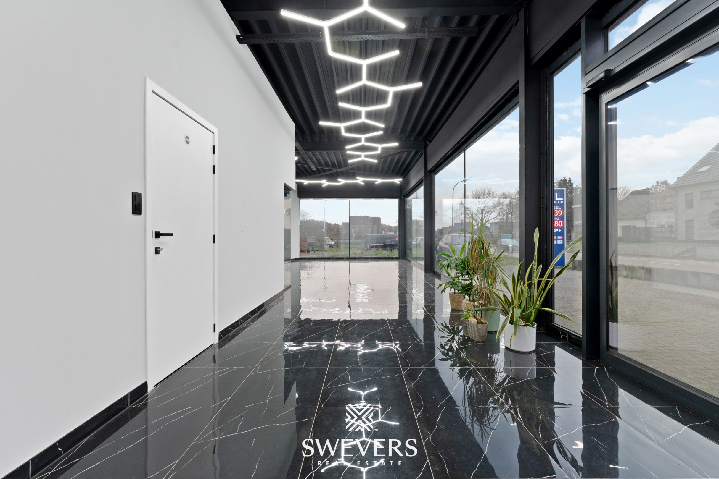 Commercial à louer à Houthalen-Helchteren - photo 3