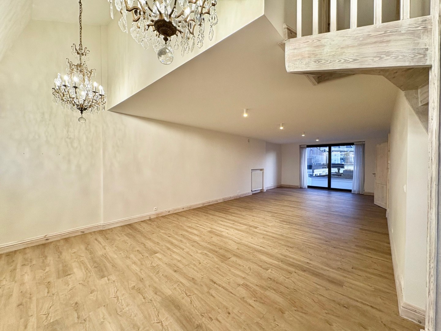 Apartment for rent in Antwerp with 2 bedrooms - photo 2