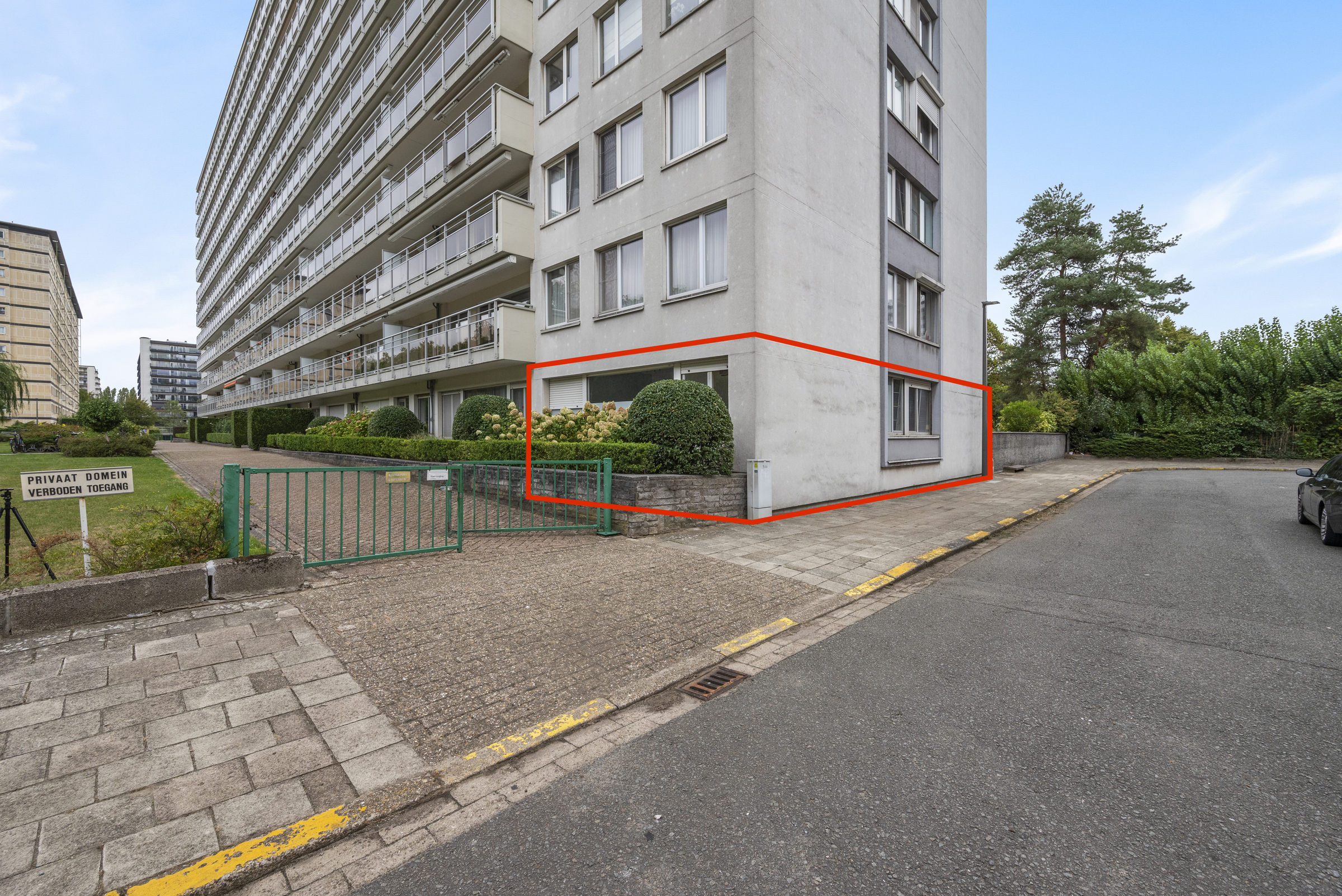 Apartment for sale in Antwerp with 2 bedrooms - photo 1