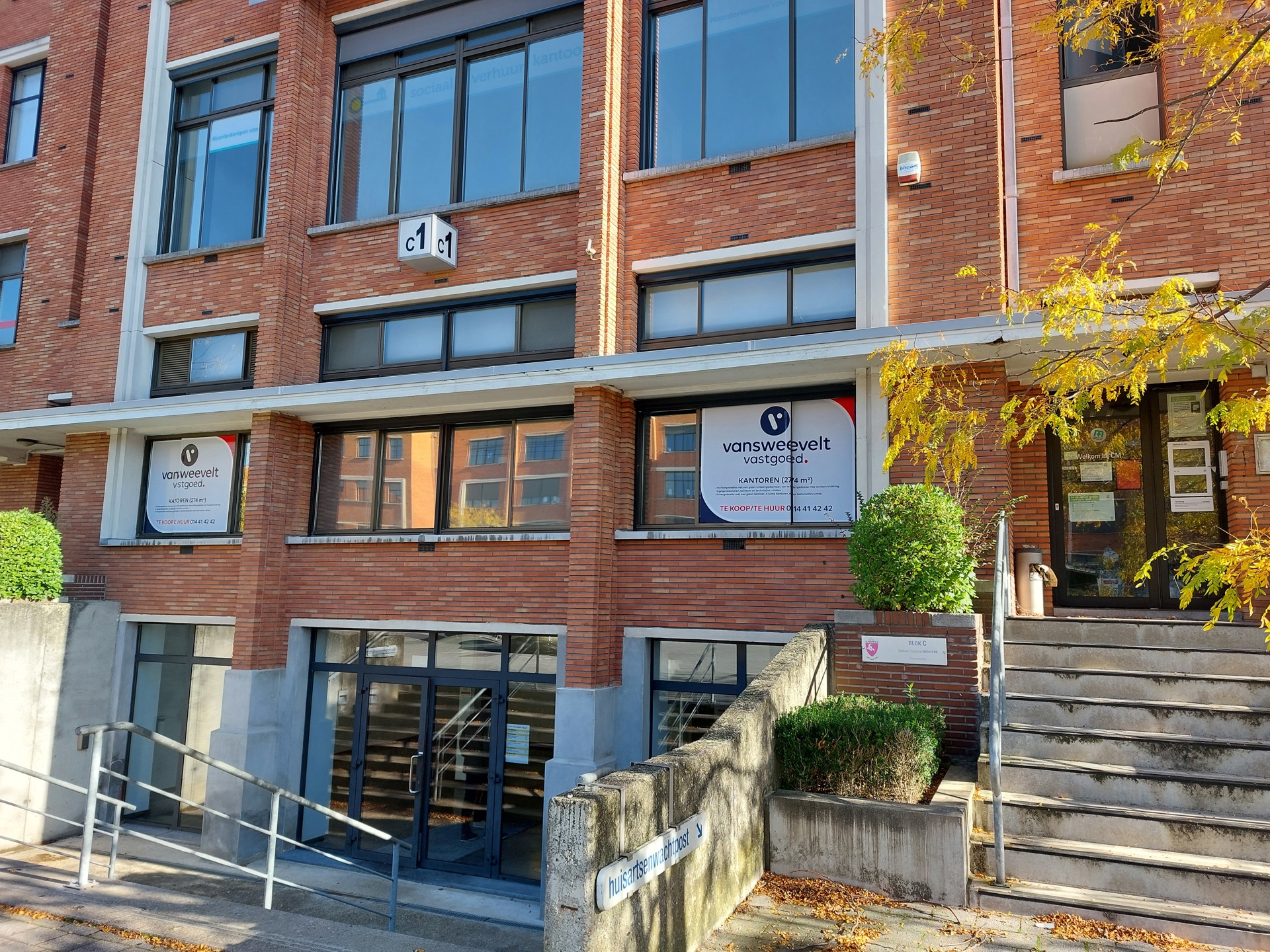274 m² kantoren in administratief centrum Campus Blairon - foto 2
