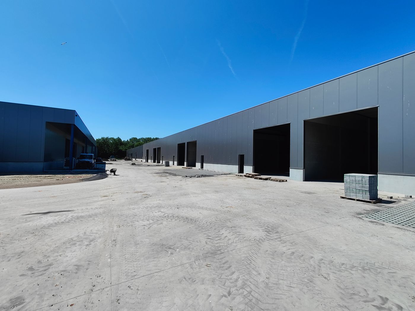 NIEUWBOUW KMO-UNIT van 227 m² BRUGGE TE HUUR - photo 1