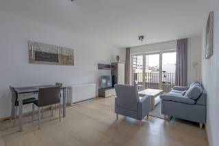 Ce bel appartement prêt à emménager est idéalement situé dans le quartier Leopold Lenders, à deux pas de la place Madou. Il se trouve au...