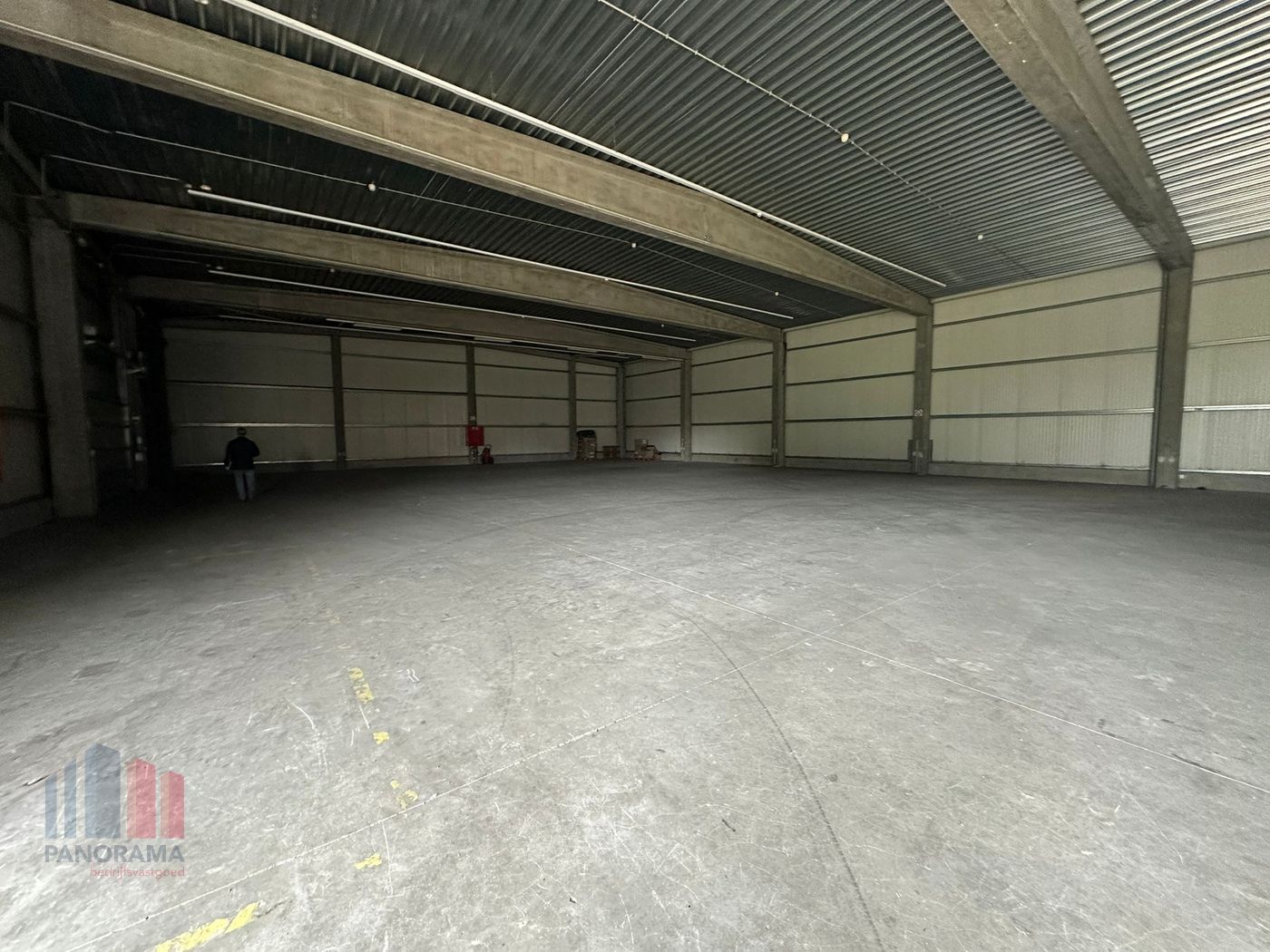 Magazijnruimte van 850 m² in Sint-Agatha-Berchem - foto 3