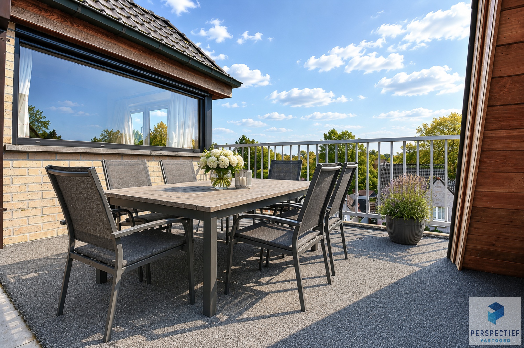 Groot appartement (155m²) met 3 slpk en 2 terrassen - foto 2