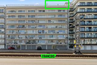 Dit charmant appartement met zéér ruim terras en één slaapkamer is centraal gelegen in de Parklaan in Westende en vormt de ideale uitvalsbasis...