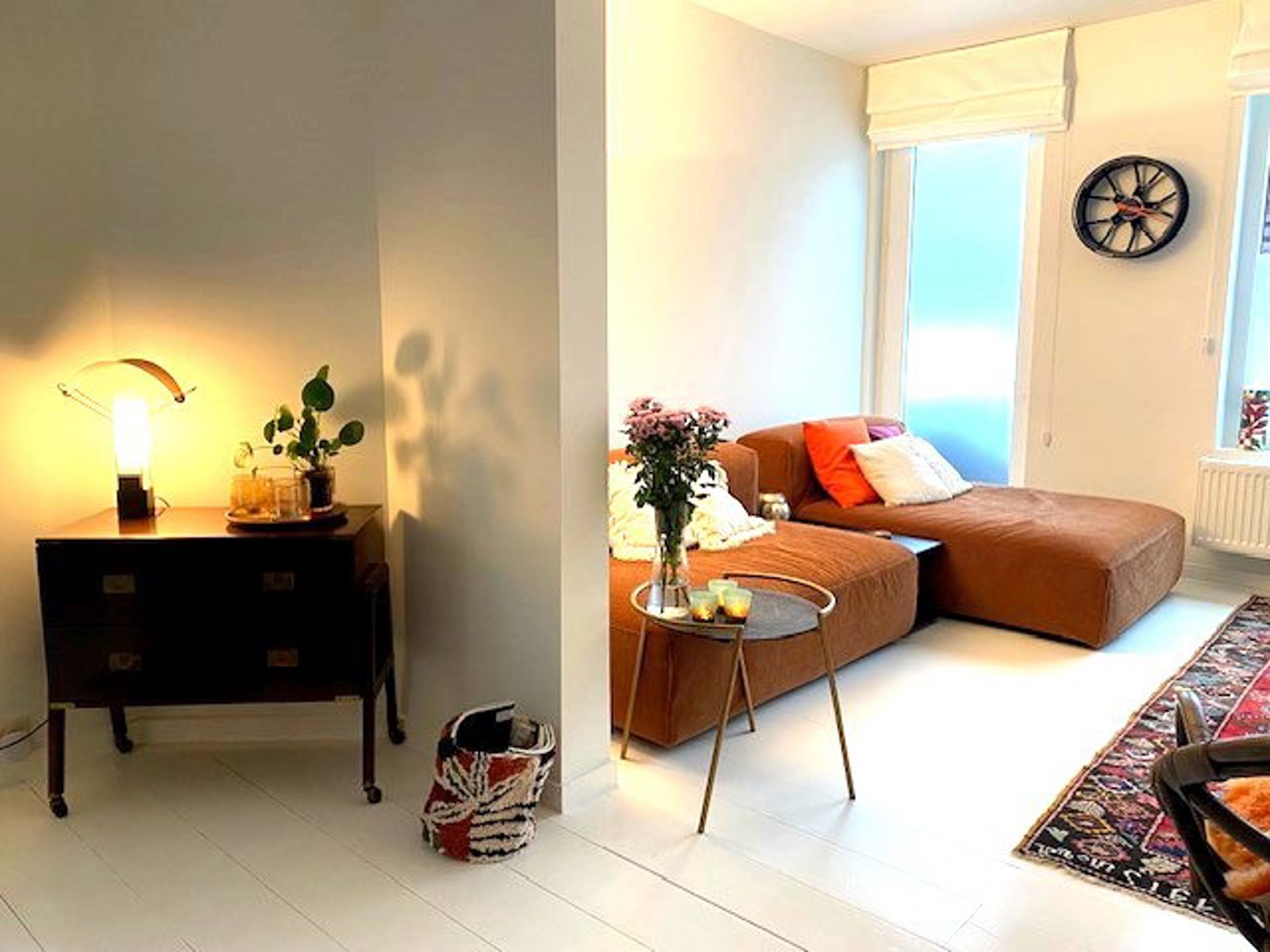 Comfortabele, instapklare woning met drie slaapkamers, tuin en parking nabij het centrum. - foto 4