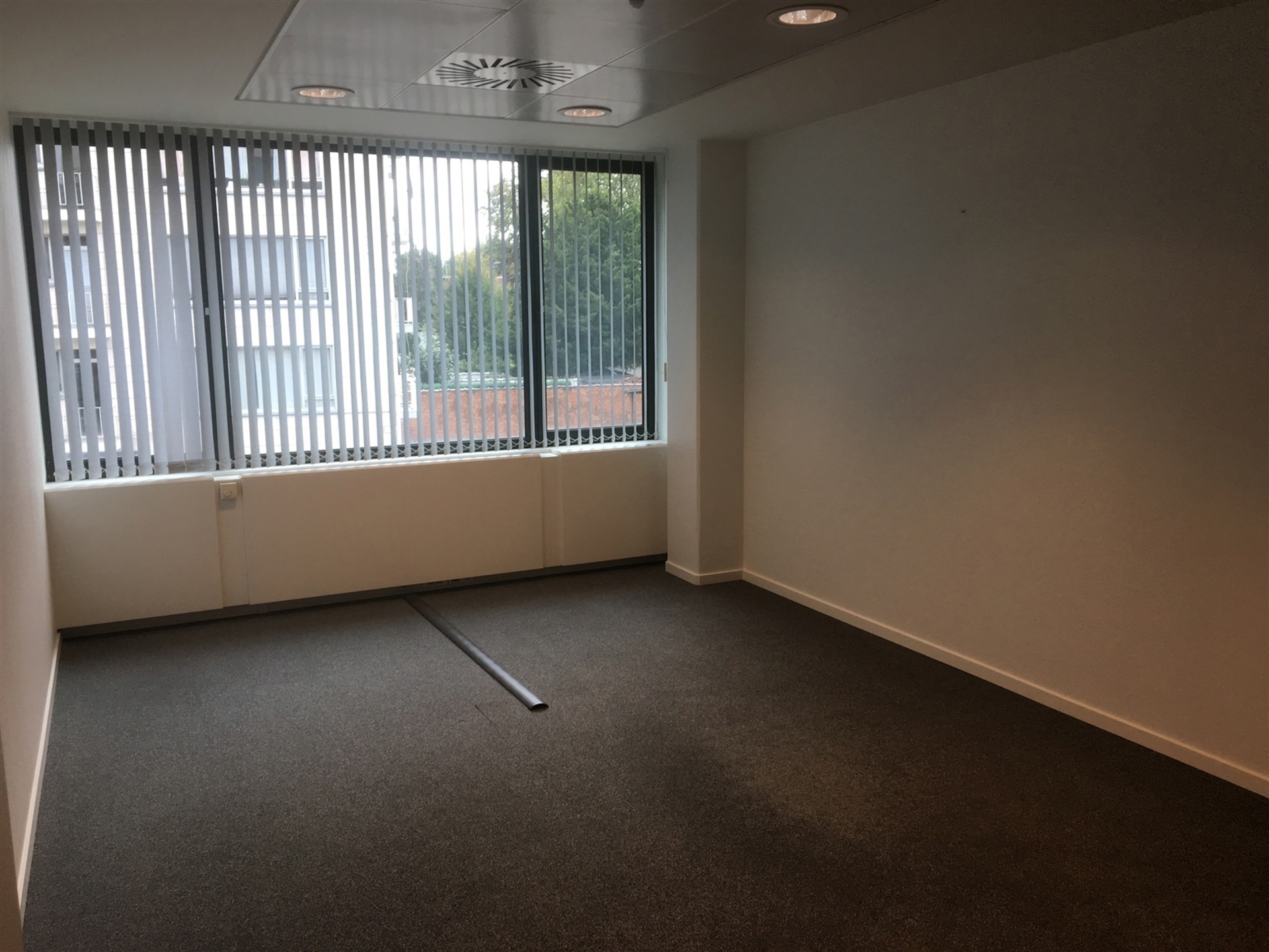 Kantoor 541m²  te huur - foto 5