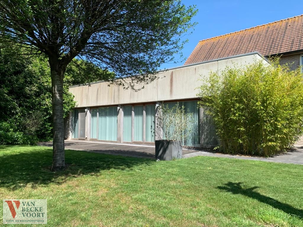 Praktijk- en kantoorruimte 171m² - foto 1