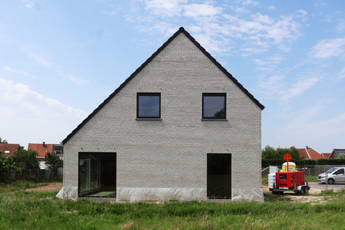 Instapklare halfopen nieuwbouwwoning te koop in Meulebeke - foto 2