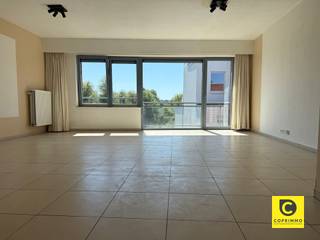 <p><span>Cozy and bright 87 m² apartment in the heart of Boom</span></p><p><span> </span></p><p><span>Discover this pleasant 87 m² apartment, located in the heart of Boom. Thanks to its central location, practical layout, and pleasant natural light, this apartment offers a comfortable and versatile living environment.</span></p><p><span> </span></p><p><span>Layout</span></p><p><span>The apartment features two spacious bedrooms, ideal for a family, a couple, or anyone who would like to have a separate home office.</span></p><p><span>The bright living room flows seamlessly into the open kitchen, creating a cozy, open living space. The large windows provide plenty of natural light. The modern kitchen is practically laid out and equipped with all the necessary appliances.</span></p><p><span>The apartment also features a well-maintained bathroom with a bathtub and a separate toilet. In addition, there is a convenient separate storage room equipped with a washing machine and dryer.</span></p><p><span> </span></p><p><span>Additional Highlights</span></p><ul><li><span>87 m² of living space</span></li><li><span>2 spacious bedrooms</span></li><li><span>EPC rating B</span></li><li><span>Elevator available</span></li><li><span>Open-plan apartment</span></li><li><span>Plenty of natural light</span></li><li><span>Separate storage room with washer and dryer</span></li><li><span>Low common area fees: only € 60/month</span></li><li><span>Centrally located in Boom</span></li><li><span>Available immediately</span></li></ul><p><span>A comfortable and practical apartment in a central location, with all necessary amenities within easy reach.</span></p><p><span> </span></p>