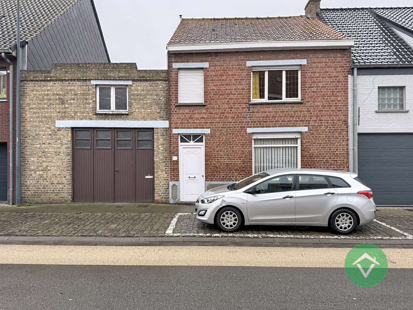 Woning met kleine loods te Gistel - foto 2