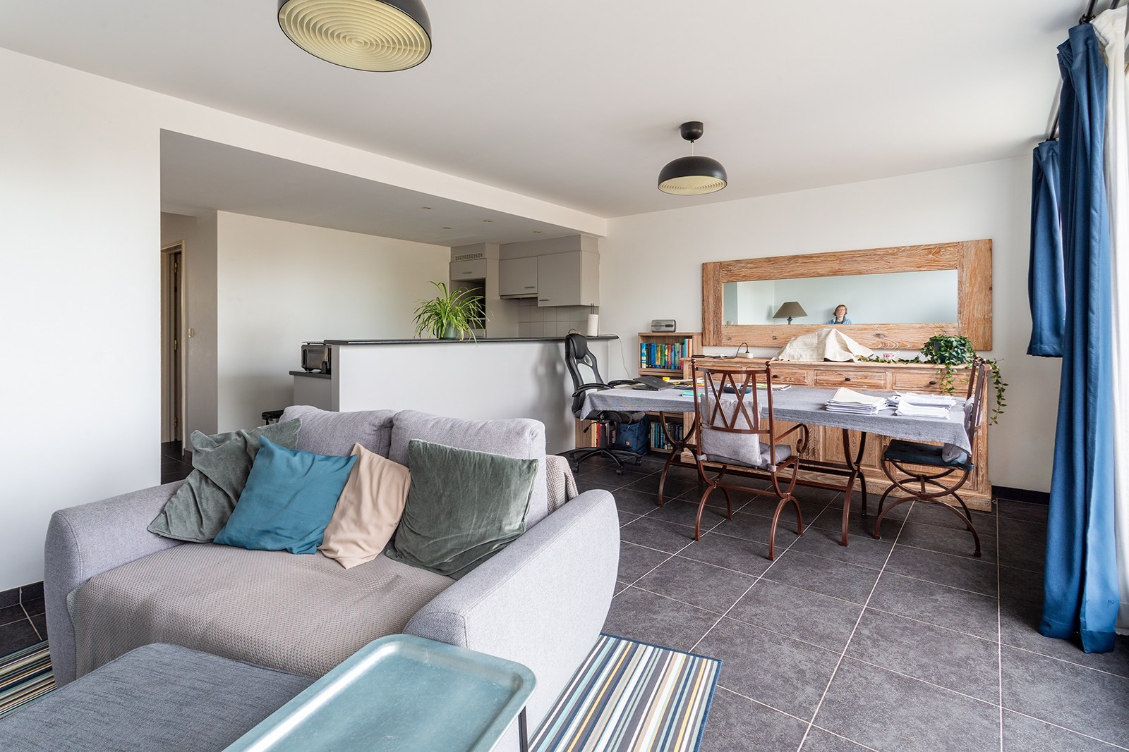 Rustig wonen met zicht op groen: goed onderhouden appartement met groot terras - foto 4