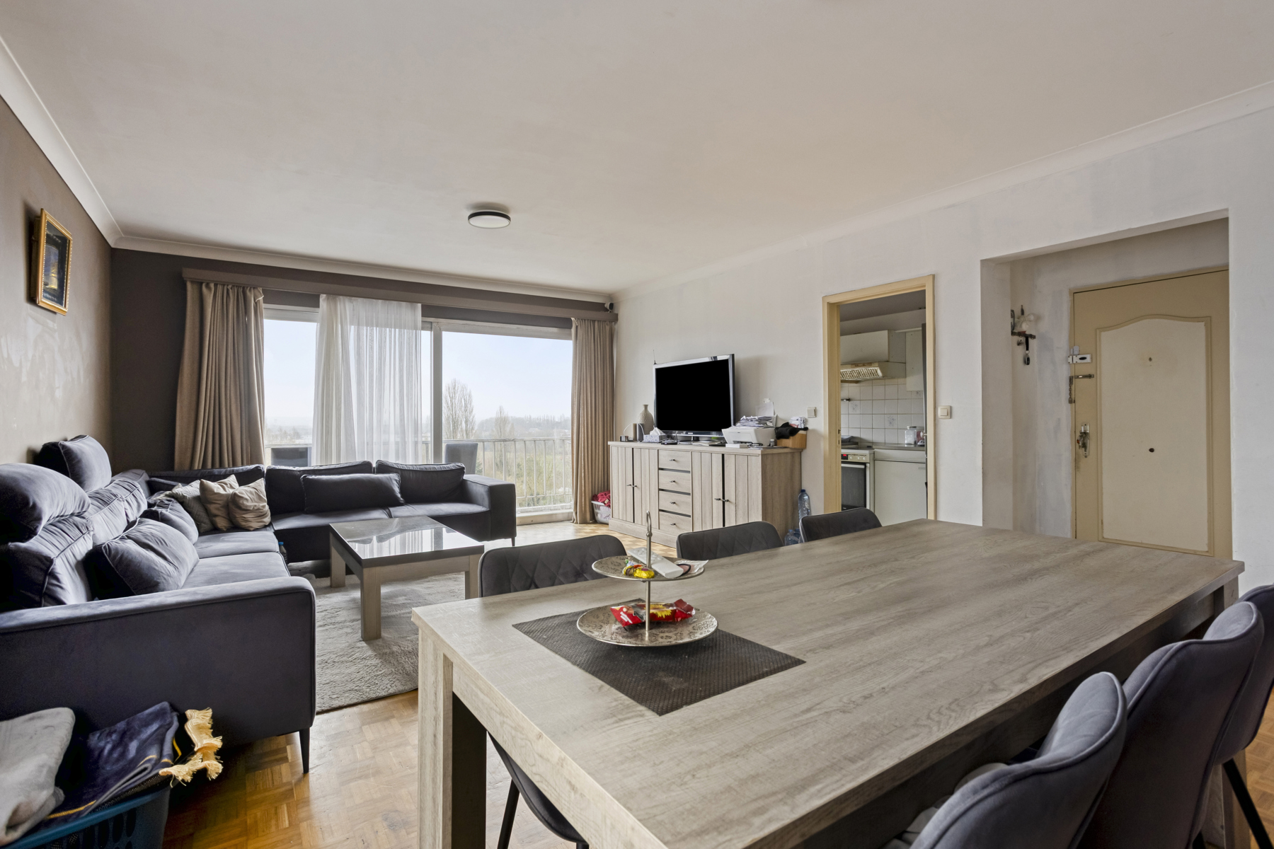 Lichtrijk 3-slaapkamerappartement met terras te Dilbeek - foto 4